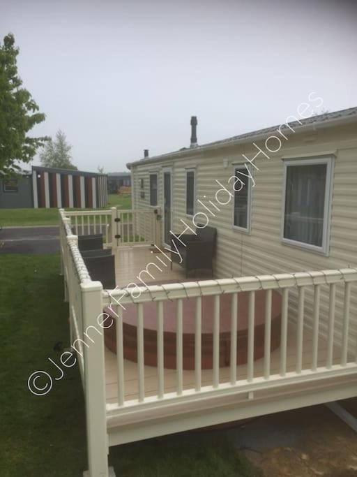 Jenner Family Holiday Homes At Tattershall Lakes 독다이크 외부 사진